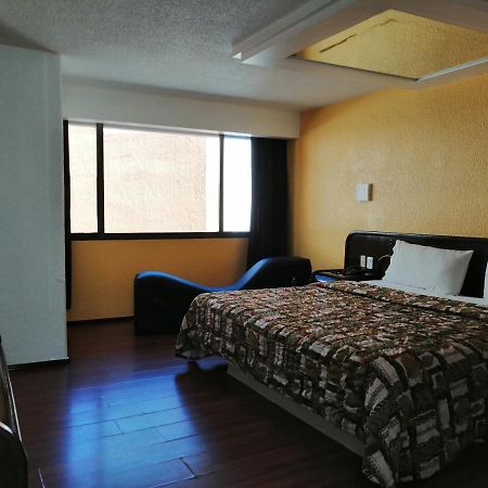 Motel Oasis Mexico Tlalnepantla  Buitenkant foto