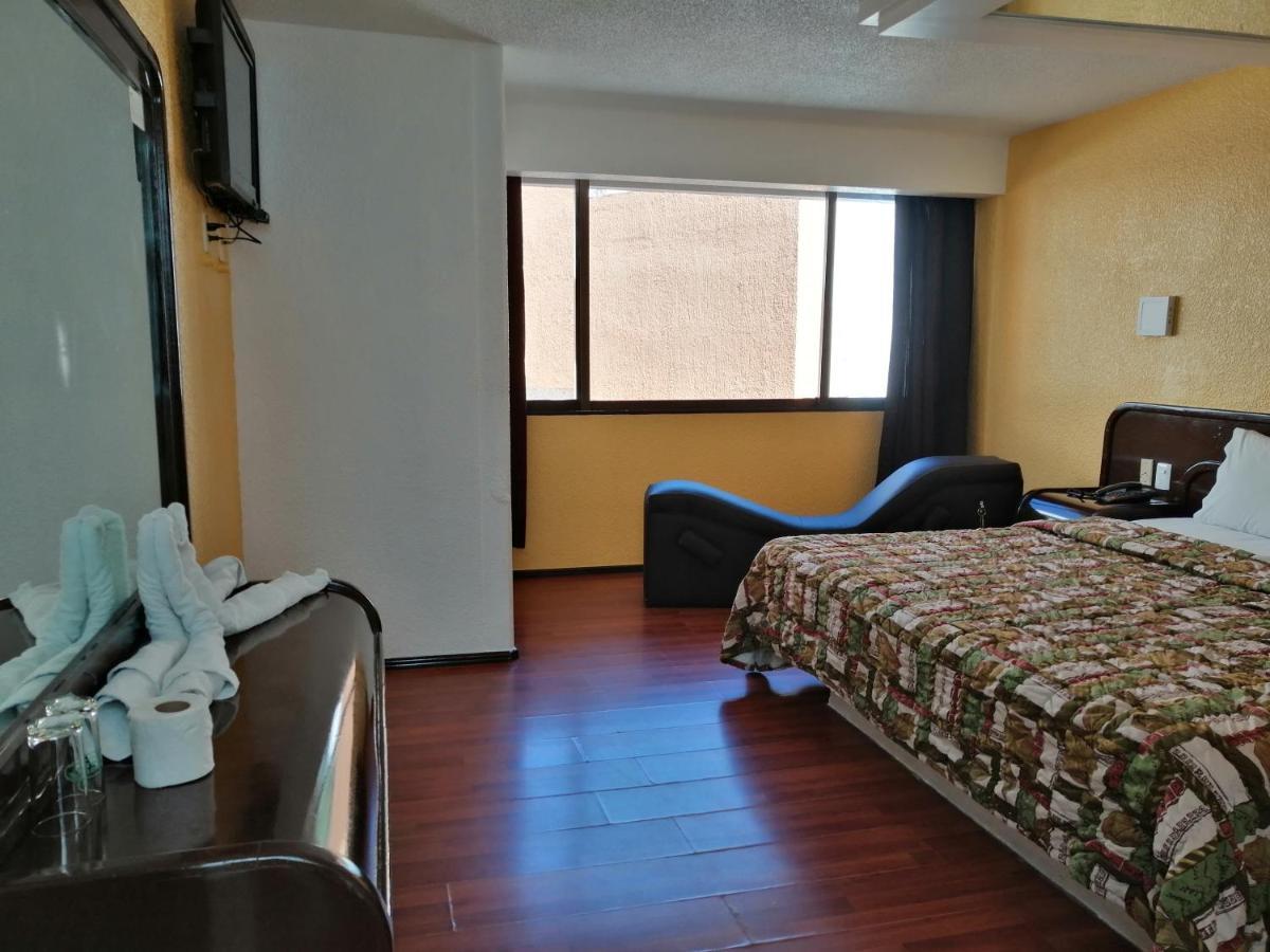Motel Oasis Mexico Tlalnepantla  Buitenkant foto
