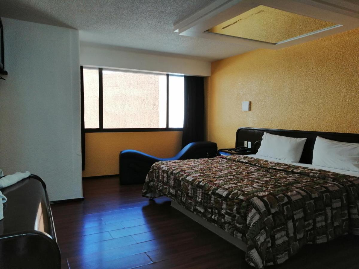 Motel Oasis Mexico Tlalnepantla  Buitenkant foto