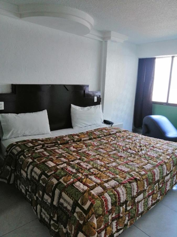 Motel Oasis Mexico Tlalnepantla  Buitenkant foto
